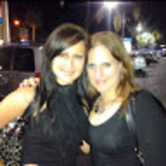 Meet your Posher, Brittney - Picture 1 of 1